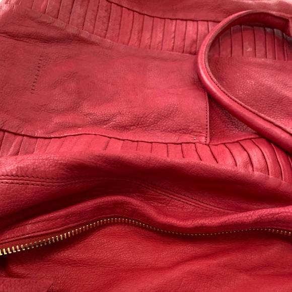 Red Kelsi Dagger leather handbag 17x18x6 - Picture 2 of 4